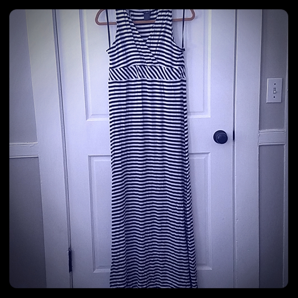 Ann Taylor stripped petite maxi